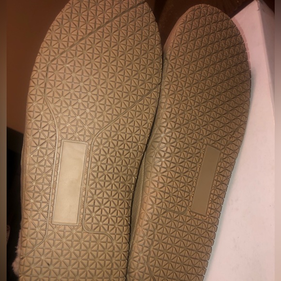 NIB Red Suede Leather Fur Trim Boots 9 - Picture 5 of 6